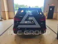 2017 Hyundai Santa Fe photo
