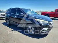 2017 Hyundai Santa Fe photo