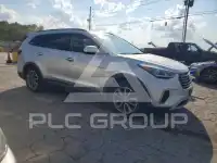 2017 Hyundai Santa Fe photo