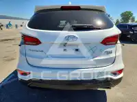 2017 Hyundai Santa Fe photo