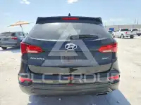 2017 Hyundai Santa Fe photo