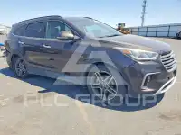 2017 Hyundai Santa Fe photo