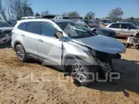 2017 Hyundai Santa Fe photo