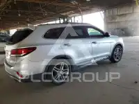 2017 Hyundai Santa Fe photo