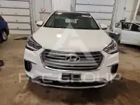 2017 Hyundai Santa Fe photo