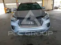 2017 Hyundai Santa Fe photo