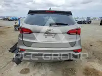 2017 Hyundai Santa Fe photo