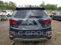 2017 Hyundai Santa Fe photo