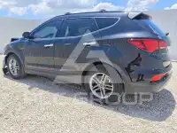 2017 Hyundai Santa Fe photo