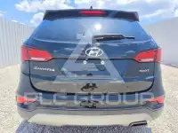 2017 Hyundai Santa Fe photo