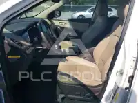 2017 Hyundai Santa Fe photo