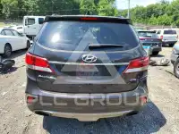 2017 Hyundai Santa Fe photo