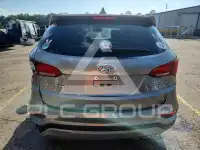 2017 Hyundai Santa Fe photo