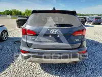 2017 Hyundai Santa Fe photo