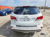 2017 Hyundai Santa Fe photo