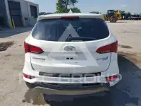 2017 Hyundai Santa Fe photo