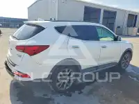 2017 Hyundai Santa Fe photo