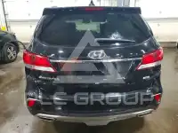 2017 Hyundai Santa Fe photo