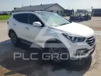2017 Hyundai Santa Fe photo