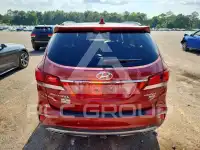 2017 Hyundai Santa Fe photo