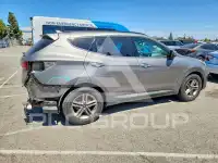 2017 Hyundai Santa Fe photo