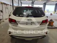 2017 Hyundai Santa Fe photo