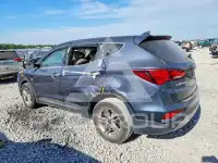 2017 Hyundai Santa Fe photo