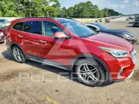 2017 Hyundai Santa Fe photo