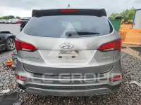 2017 Hyundai Santa Fe photo