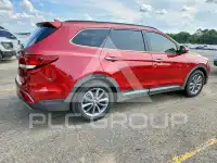 2017 Hyundai Santa Fe photo