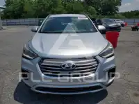 2017 Hyundai Santa Fe photo