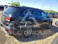 2017 Hyundai Santa Fe photo