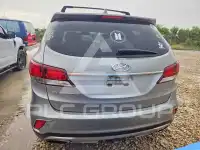 2017 Hyundai Santa Fe photo