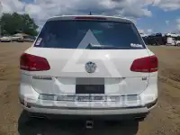 2017 Volkswagen Touareg фото