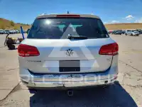 2017 Volkswagen Touareg фото