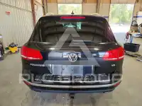 2017 Volkswagen Touareg фото