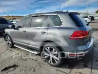 2017 Volkswagen Touareg фото