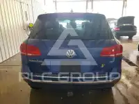 2017 Volkswagen Touareg фото
