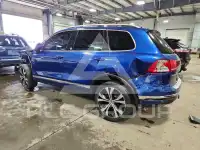 2017 Volkswagen Touareg фото