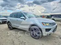 2017 Volkswagen Touareg фото