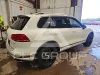 2017 Volkswagen Touareg фото