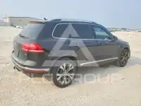 2017 Volkswagen Touareg фото