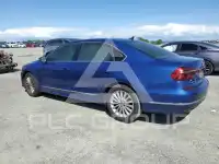 2017 Volkswagen Passat фото