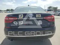 2017 Volkswagen Passat фото