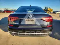 2017 Volkswagen Passat фото