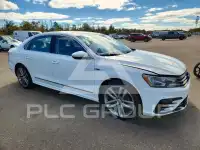 2017 Volkswagen Passat photo