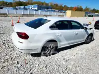 2017 Volkswagen Passat фото