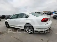 2017 Volkswagen Passat photo
