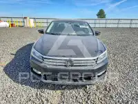 2017 Volkswagen Passat фото