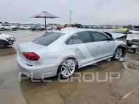 2017 Volkswagen Passat фото
